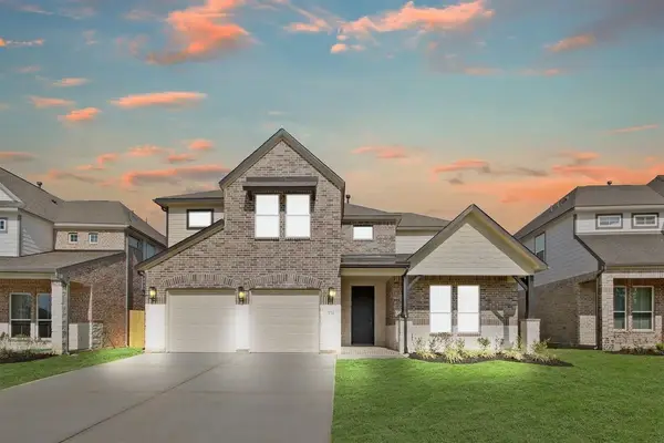 2124 Golden Spruce Court, Waller, TX 77484