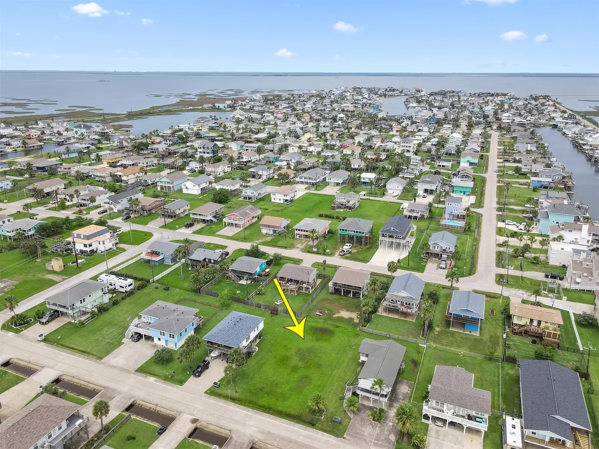 16534 Jolly Roger, Jamaica Beach, TX 77554 - #1