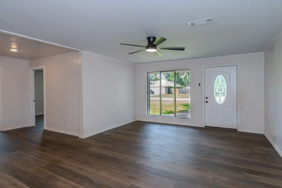 3825 Buckingham Row, Beaumont, TX 77706 - #2
