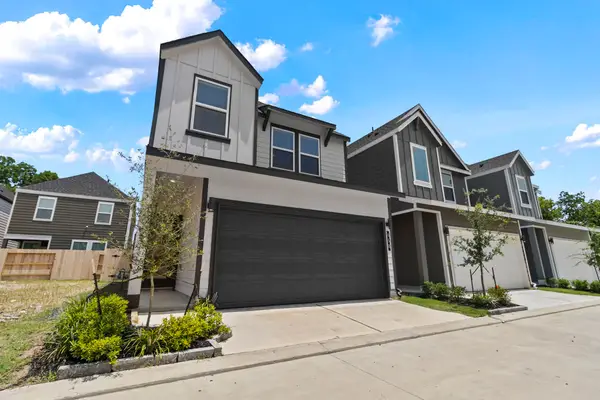 958 Green Vines Lane, Houston, TX 77091
