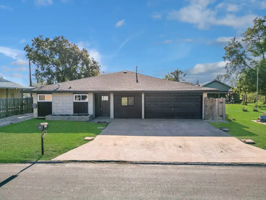 7918 Bayside Drive, Beach City, TX 77523 - Image #2