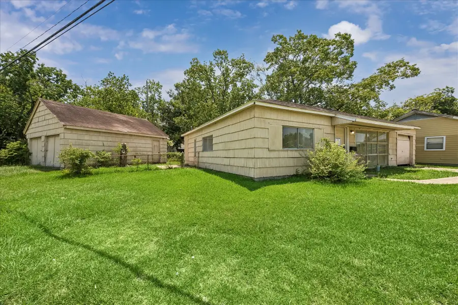 1006 Valerie Avenue, Pasadena, TX 77502 - #2