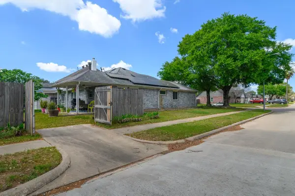 18703 Forest Forge Drive, Cypress, TX 77433