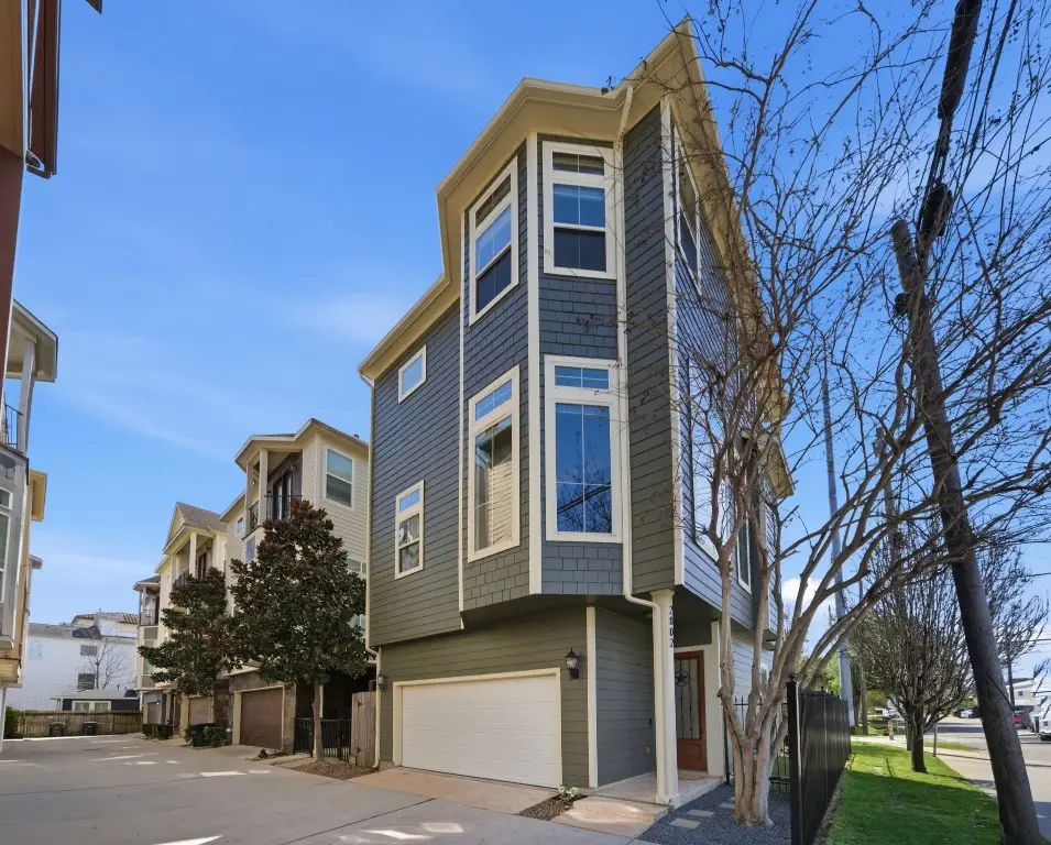 2002 Sabine Street, Houston, TX 77007 - #1