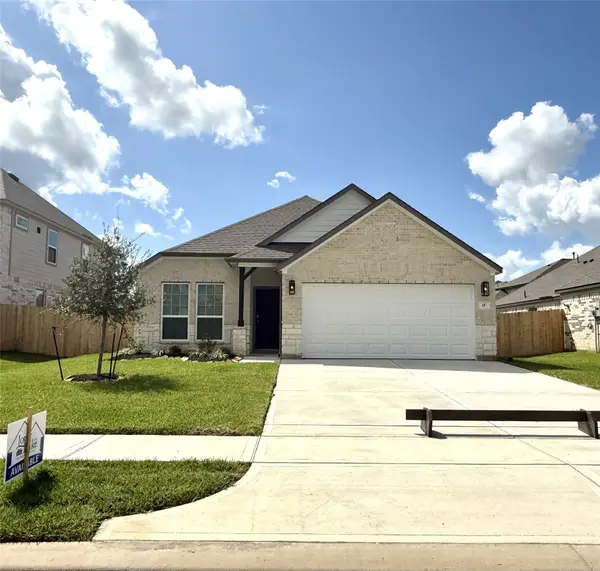 1704 Pecan Woods Lane, Conroe, TX 77301