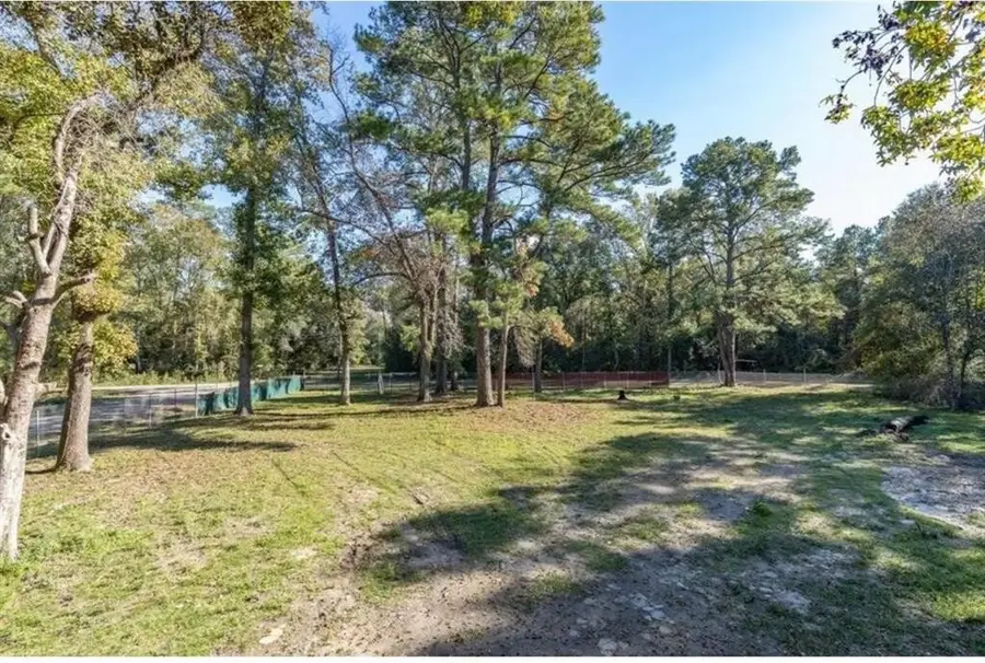 15381 Ponderosa Cir, Conroe, TX 77302 - Image #2