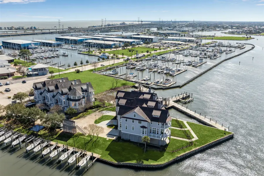 2447 Lakewood Pointe, Seabrook, TX 77586 - #2