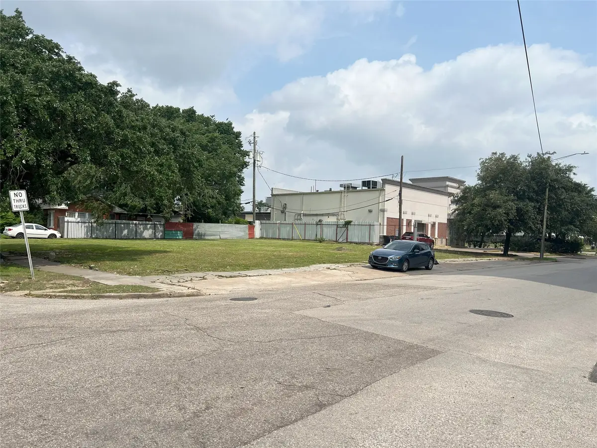 1720 Taft Street, Houston, TX 77006 - Image #1