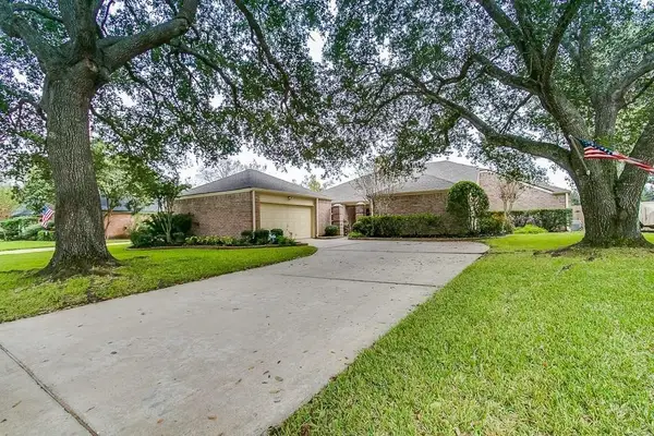3915 Pleasant Valley Drive, Missouri City, TX 77459