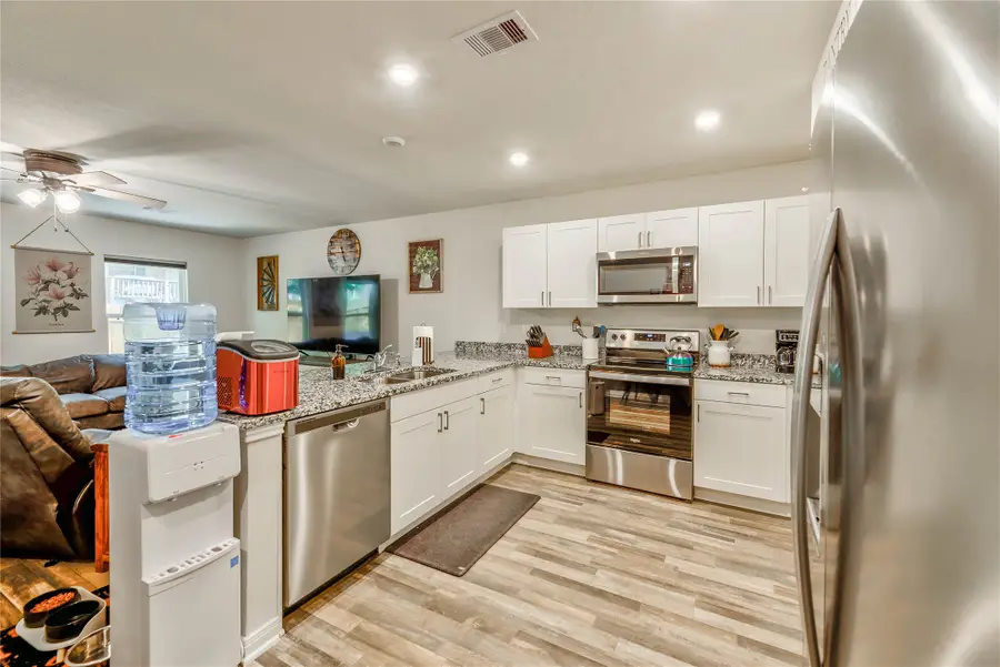 217 Hollow Oak, Livingston, TX 77351 - Image #3