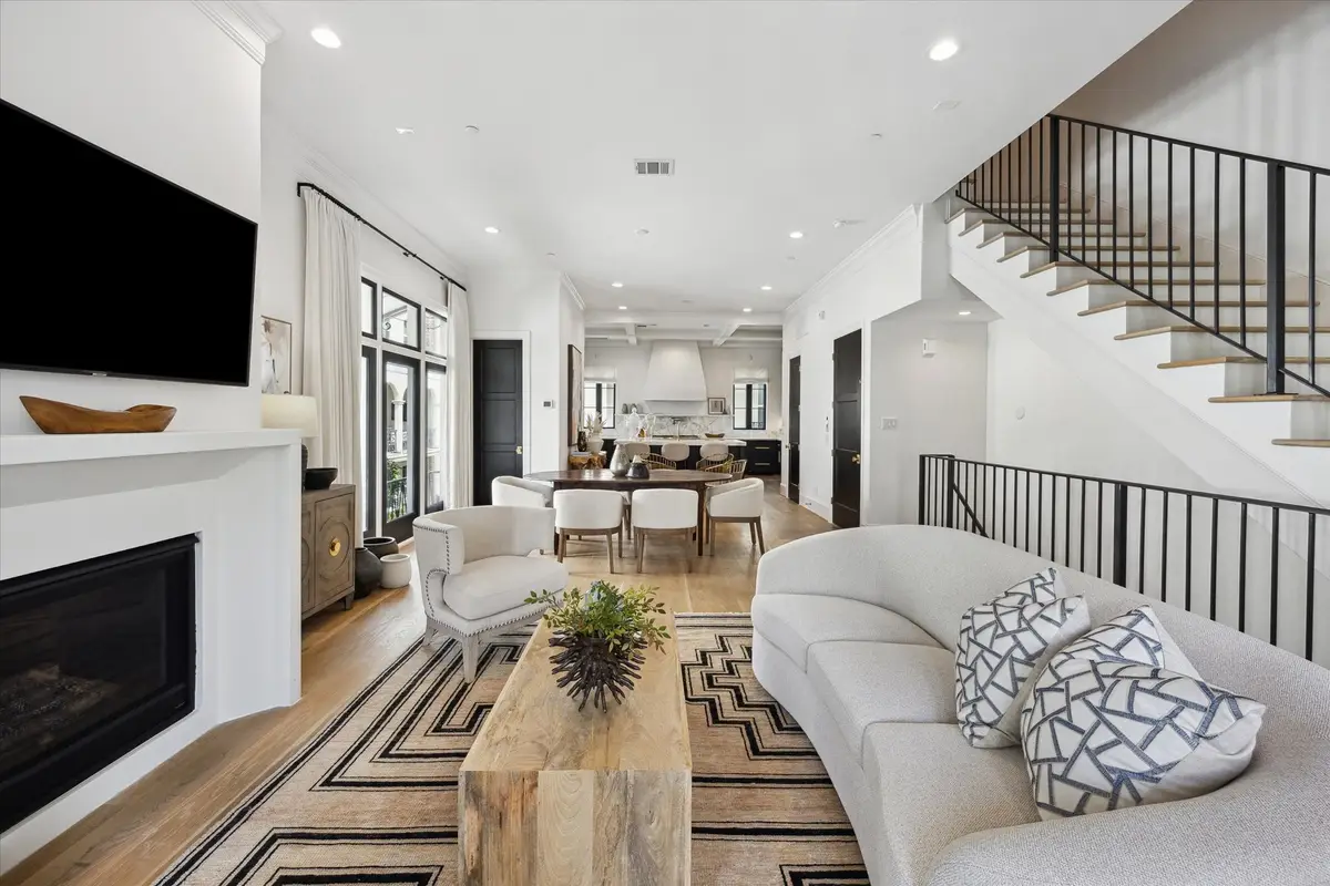 819 Blackshire Lane, Houston, TX 77055 - #1