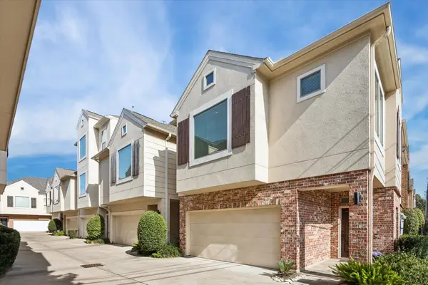 3878 Center Street, Houston, TX 77007