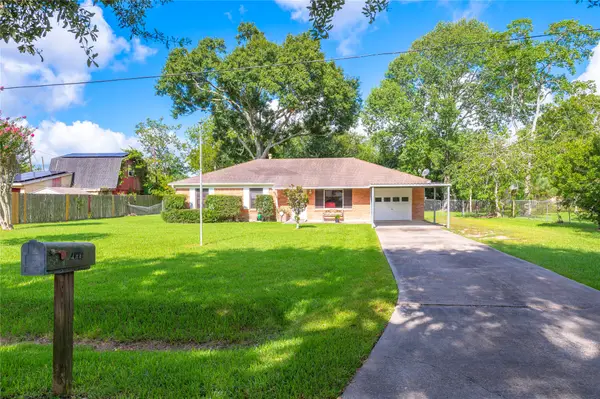 3310 Utah Avenue, Dickinson, TX 77539