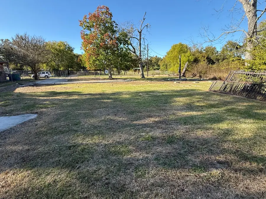 200 Avenue K, Baytown, TX 77520 - Image #3