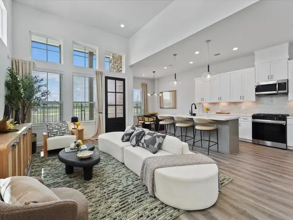 9208 Fort George Street, Houston, TX 77063