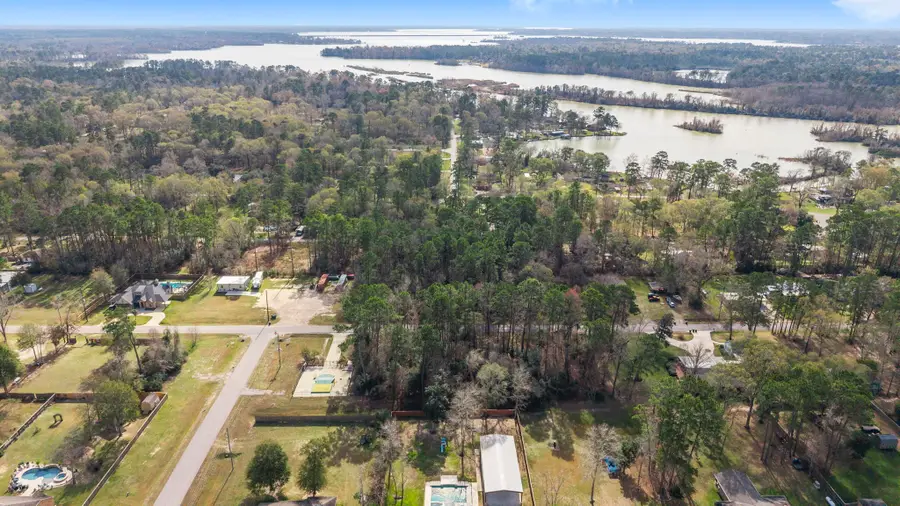 344 Magnolia Point Drive, Huffman, TX 77336 - Image #3