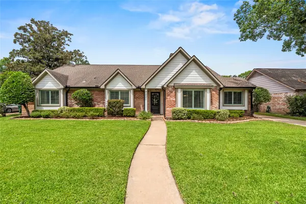 2731 Durban Drive, Houston, TX 77043