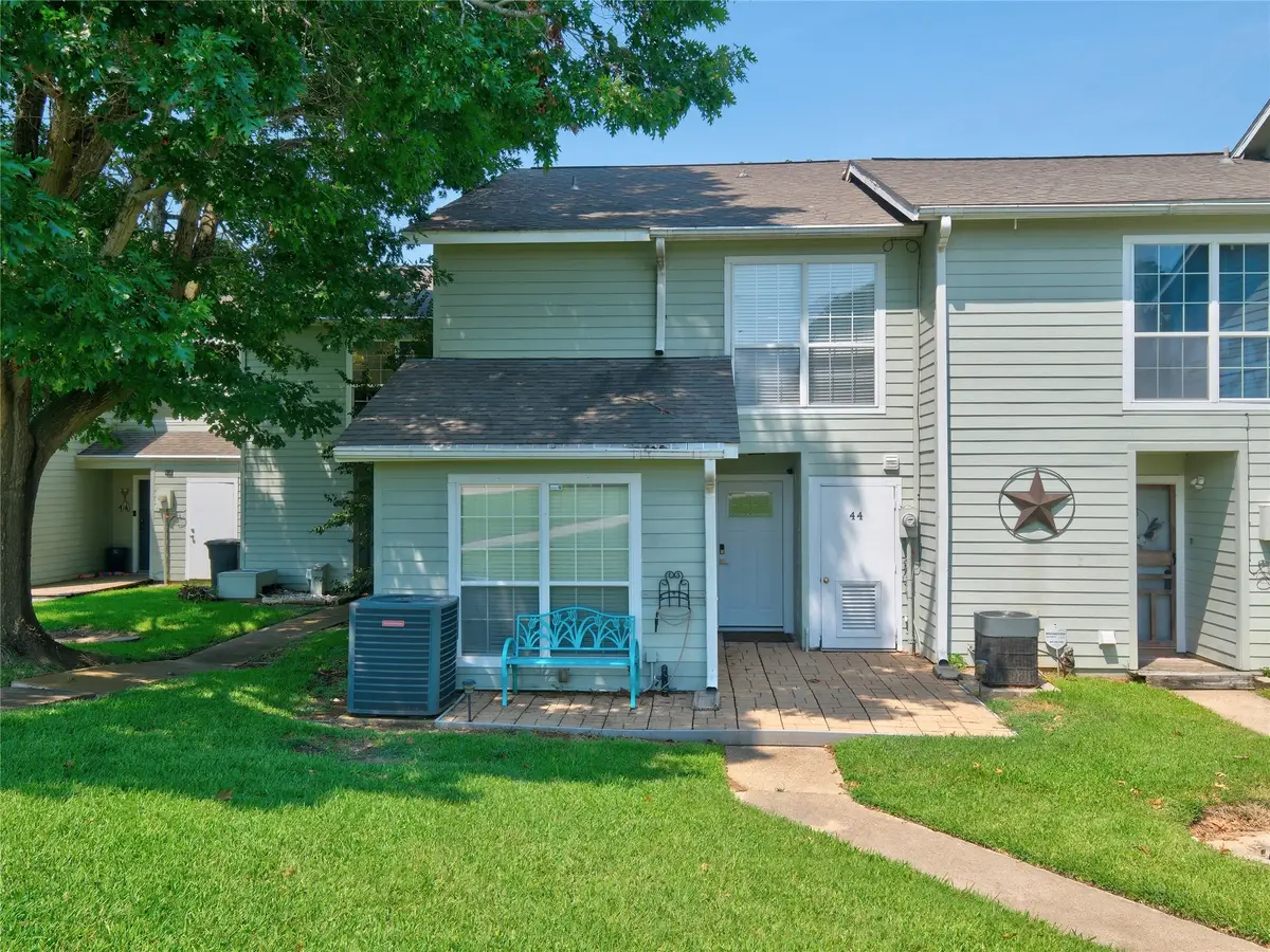 100 Edgewater Drive #44, Livingston, TX 77351 - #1