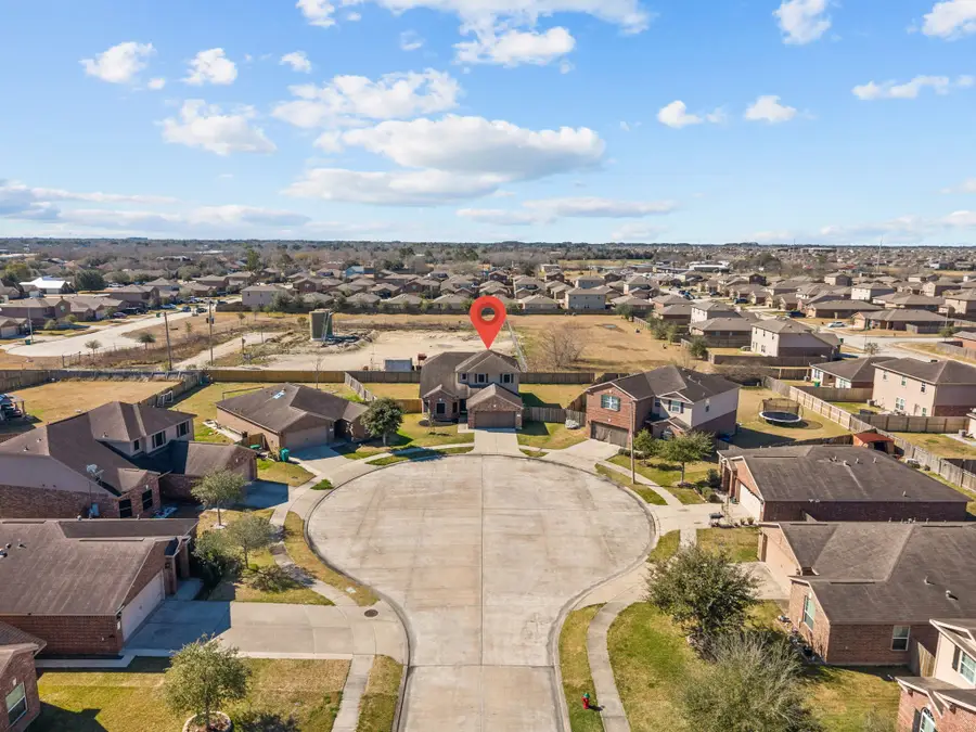 422 Turquoise Trade Drive, La Marque, TX 77568 - Image #2