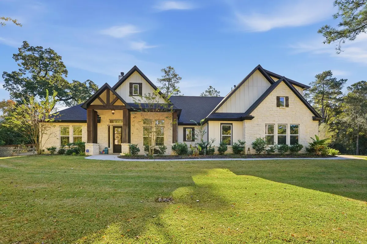 33710 Walnut Grove Drive, Magnolia, TX 77355 - Image #1