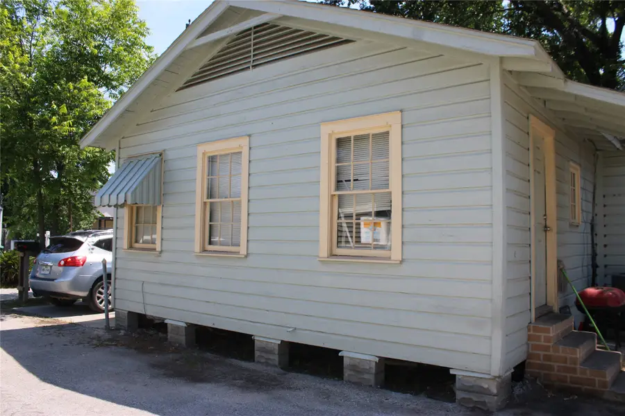 330 Dorchester Street, Houston, TX 77022 - #2