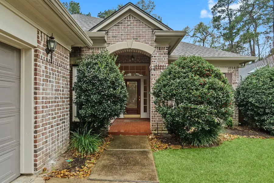 27 E Palmer Bend, The Woodlands, TX 77381 - #2