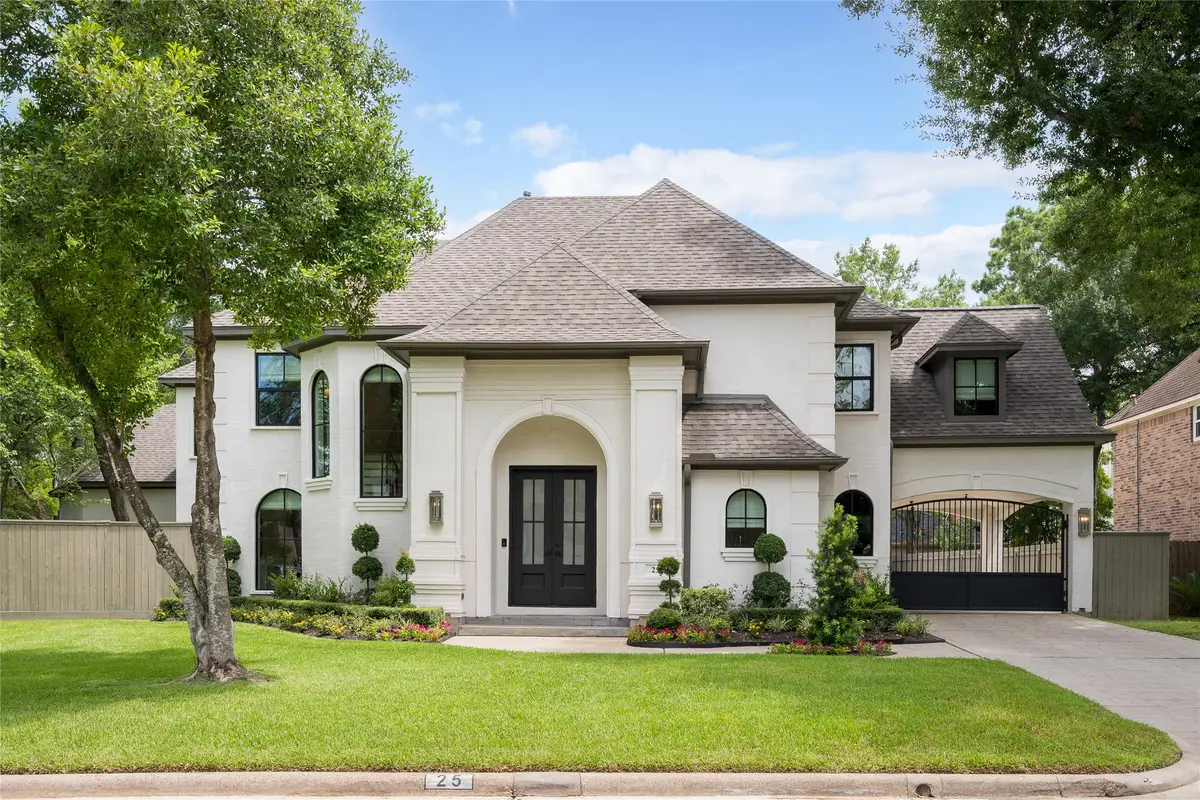 25 Woodsborough Circle, Spring Valley Village, TX 77055 - #1