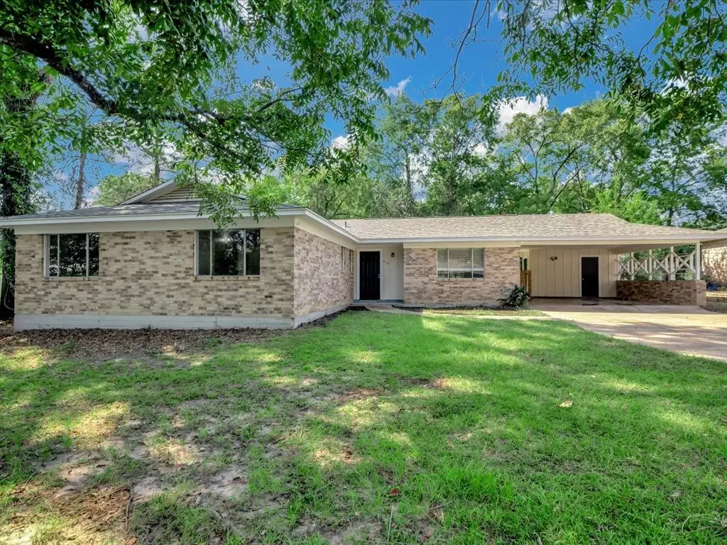 218 Wortham Drive, Nacogdoches, TX 75965 - Image #1