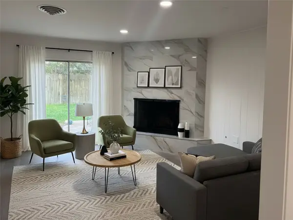 8411 Braeburn Valley Drive, Houston, TX 77074