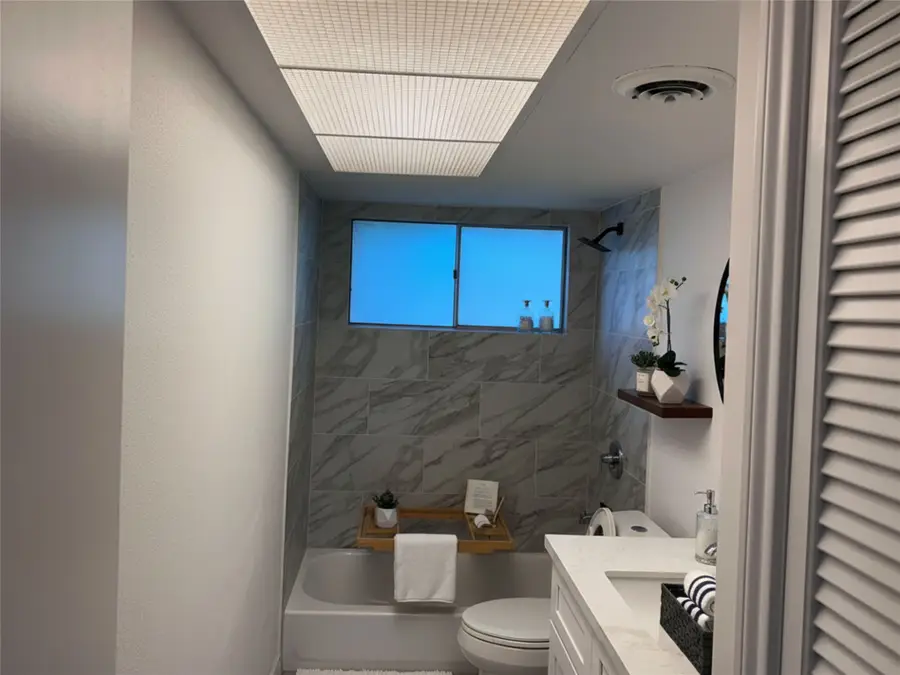 8411 Braeburn Valley Drive, Houston, TX 77074 - #2