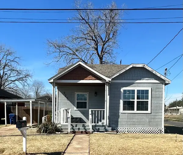 323 N Outlar Street, Wharton, TX 77488