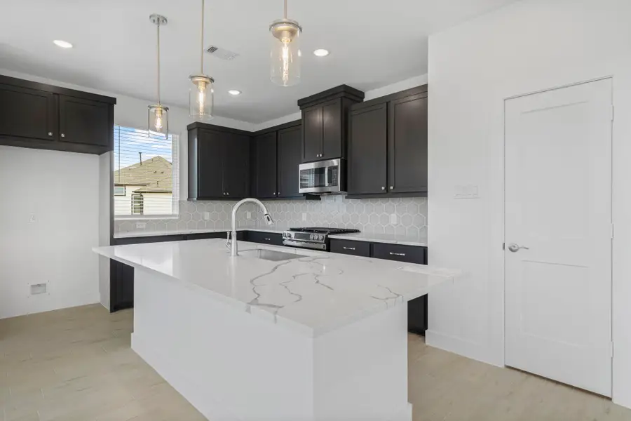 24003 Breezy Bank Trail, Katy, TX 77493 - Image #2