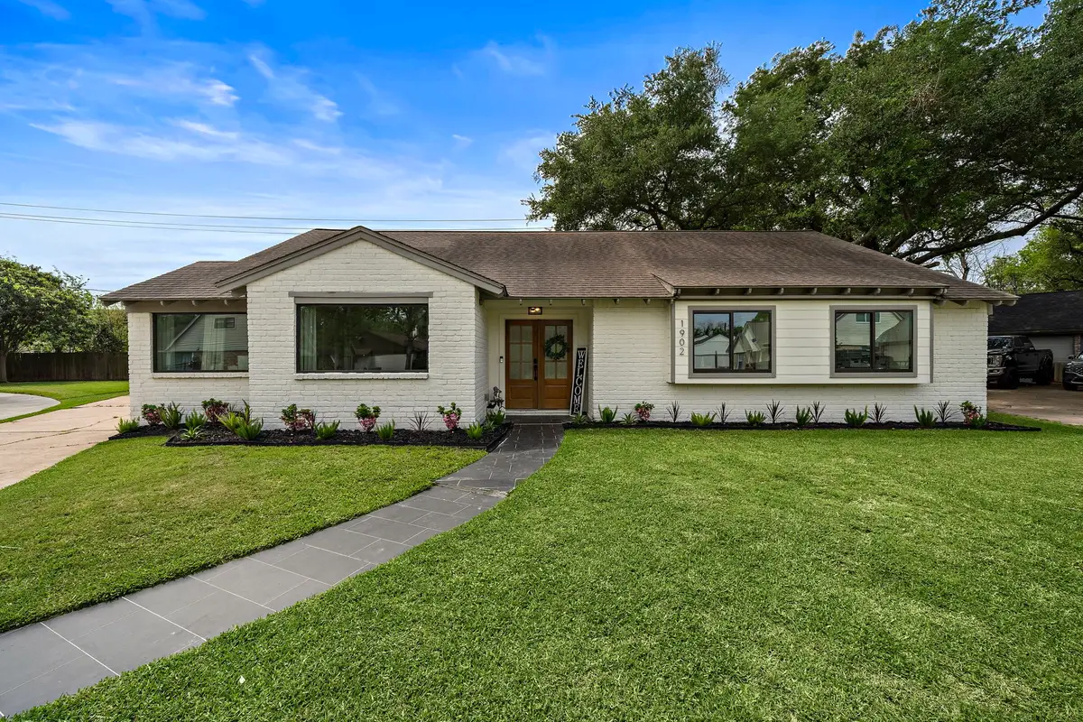 1902 Knoboak Circle, Houston, TX 77080 - Image #1