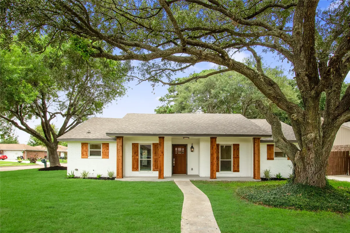 3208 Woodstone Drive, Baytown, TX 77521 - #1