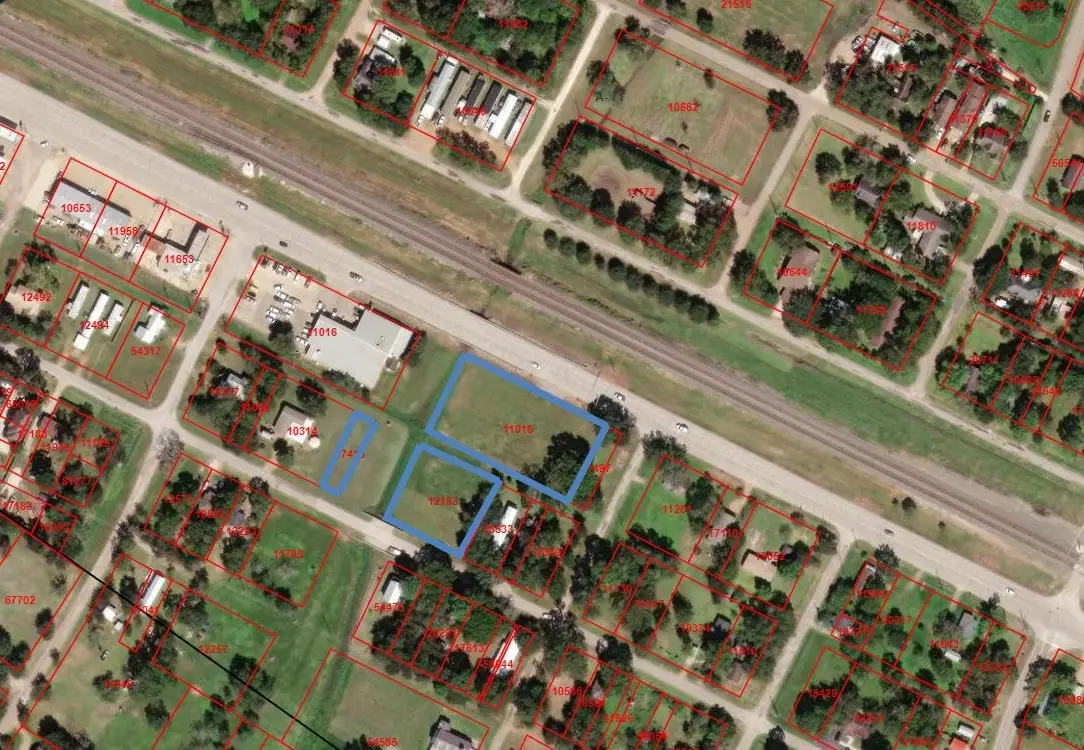 5815 Commerce Street, Wallis, TX 77485 - #1