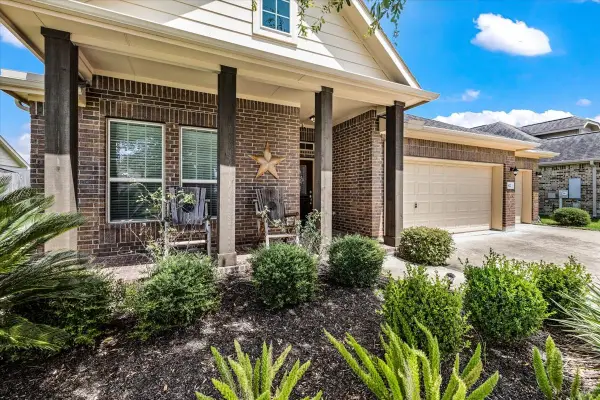 422 Stockport Drive, League City, TX 77573