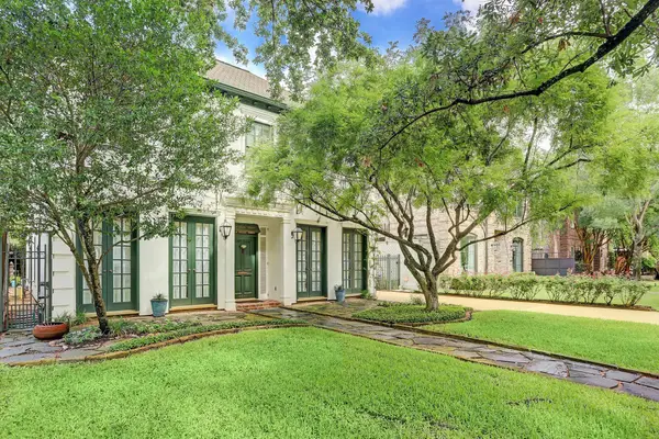 6625 Westchester Avenue, West University Place, TX 77005