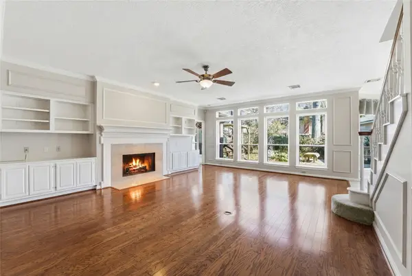 3418 Woodland View Drive, Houston, TX 77345