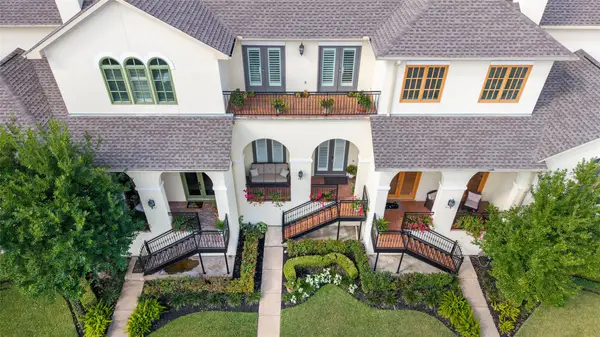 609 Jackson Hill Street, Houston, TX 77007