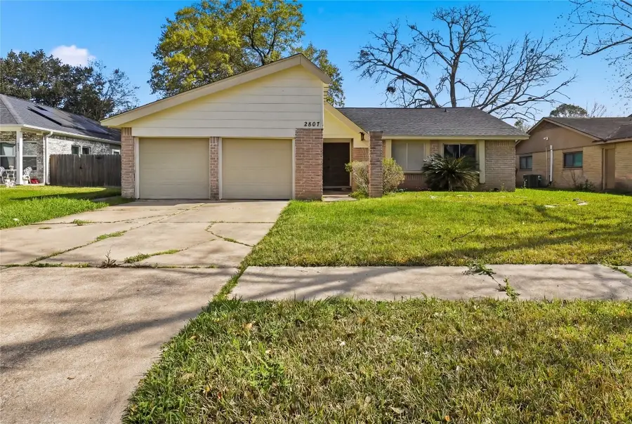 2807 W Birchdale Drive, Missouri City, TX 77489 - #2