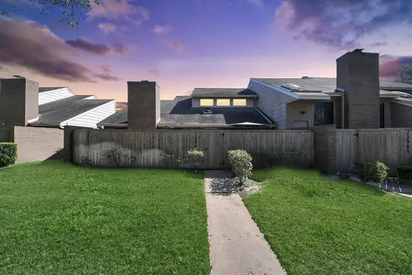 13984 Hollowgreen Drive #23, Houston, TX 77082