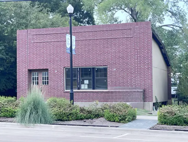 527 E Main Street, Lewisville, TX 75057