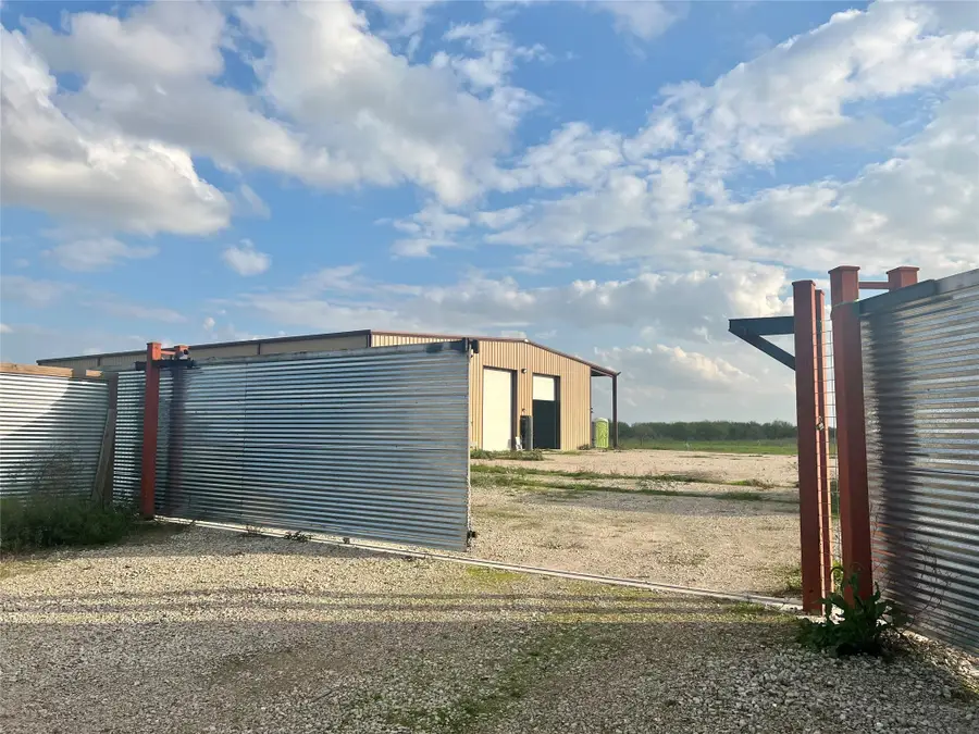 36847 Richard Frey 2-16 Road #16, Hempstead, TX 77445 - Image #3