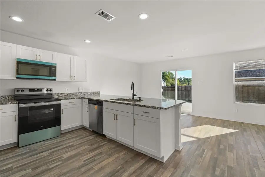 101 Bering Drive, Huntsville, TX 77320 - #3