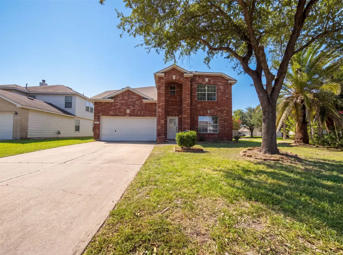 16519 Eaglewood Shadows Drive, Sugar Land, TX 77498 - #1