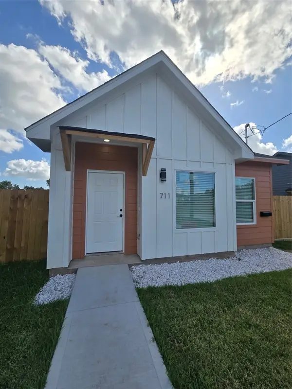 711 Rosedale Street, La Marque, TX 77568