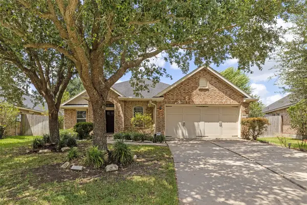 8022 Durham Run Lane, Richmond, TX 77407