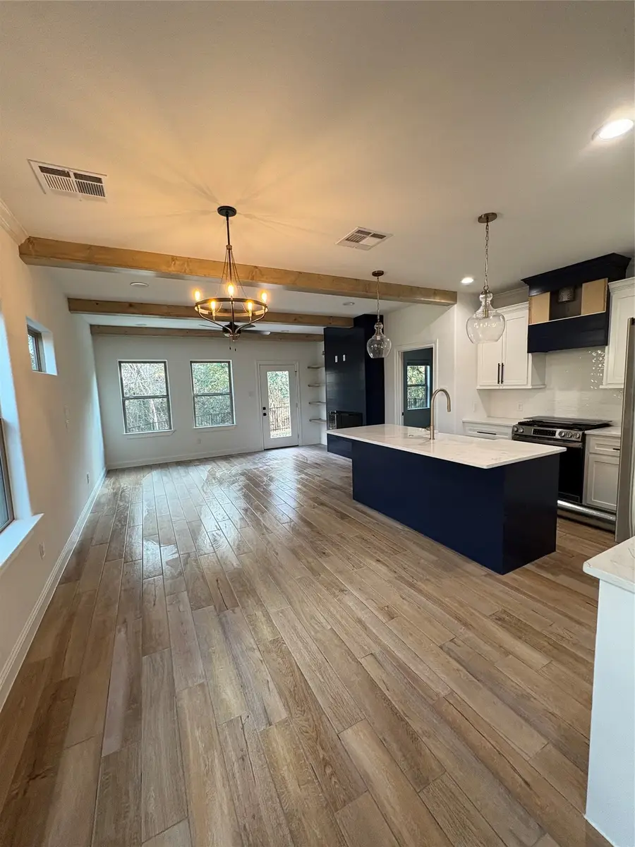 109 Cove Point, Conroe, TX 77356 - #3