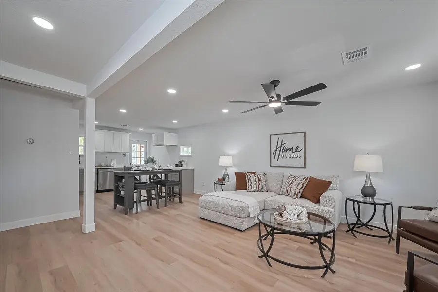 7406 Valeda Drive, Deer Park, TX 77536 - Image #3