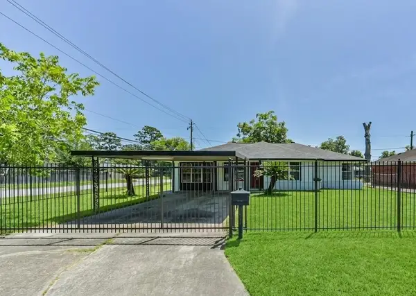 10434 Rockaway Drive, Houston, TX 77016